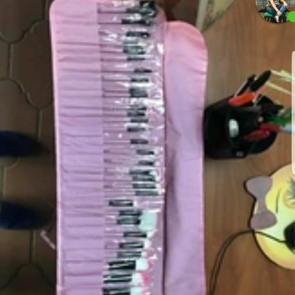 32Pcs Makeup Brush Sets Professional Cosmetics - Picture 2 of 4
